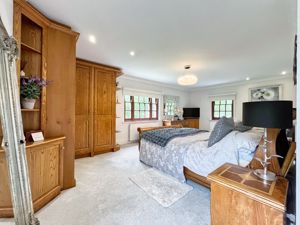 Photo 17- click for photo gallery